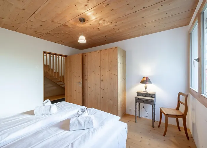 Schinnas 757 Apartamento *