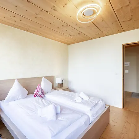 Апартаменты Schinnas 757