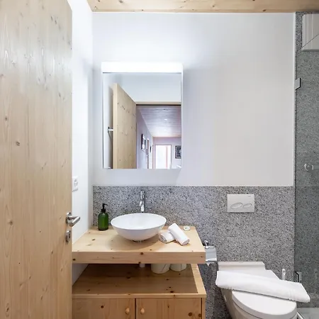 Schinnas 757 Апартаменты Скуоль